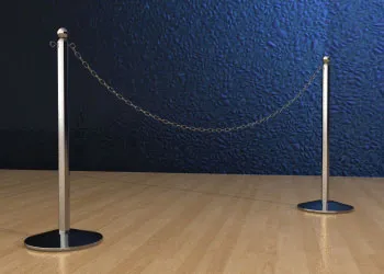 Classic-Chain-Post